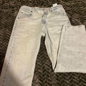 New Men’s Wrangler Jeans